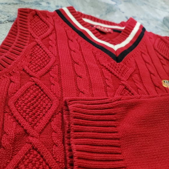 Sweat - Picture 5 of 6